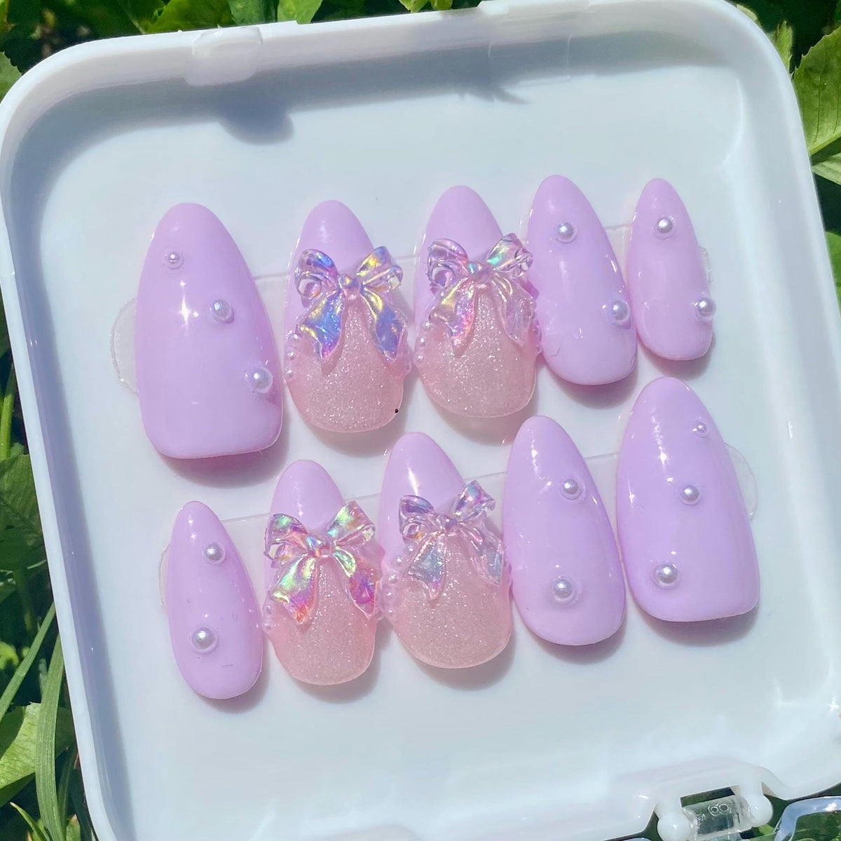 press on nails - cutesy lilac frenchies