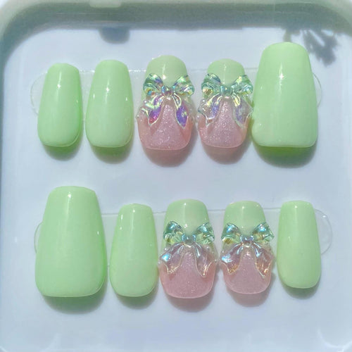 press on nails - cutesy mint frenchies