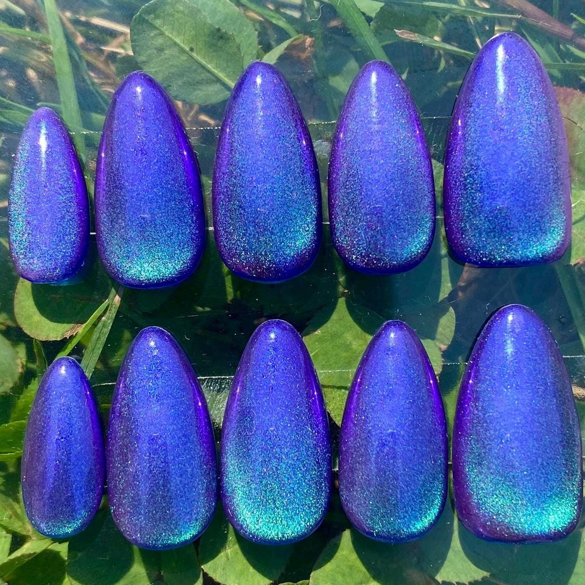 press on nails - mermaid cat eye chrome