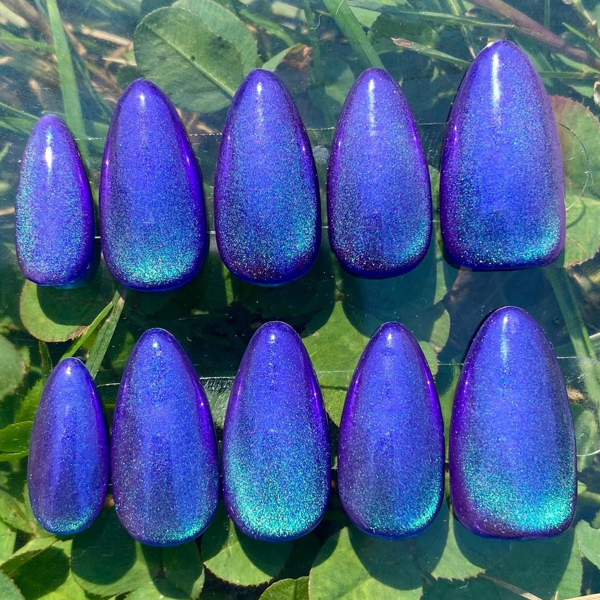 press on nails - mermaid cat eye chrome